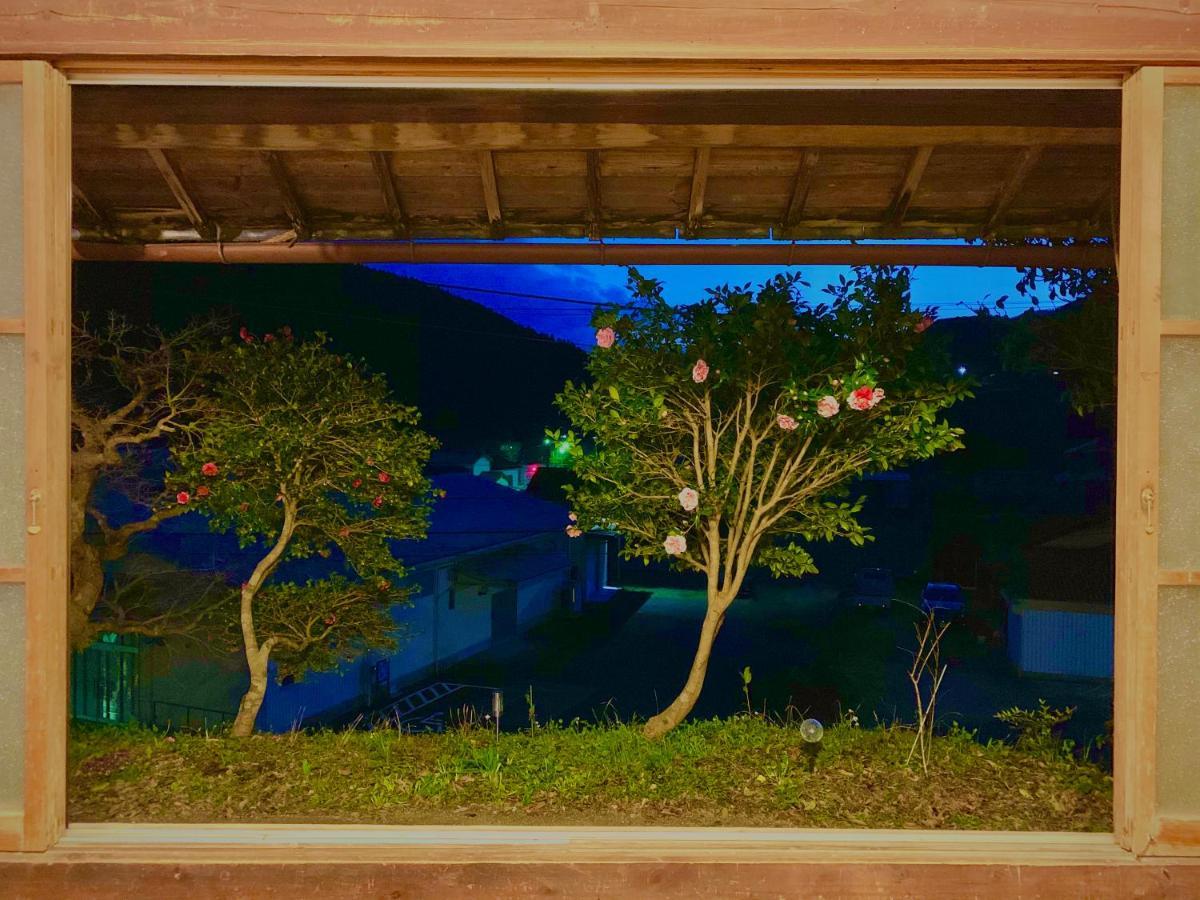 Private Guest House Kumanoyasai Near Takahara Танабе Экстерьер фото